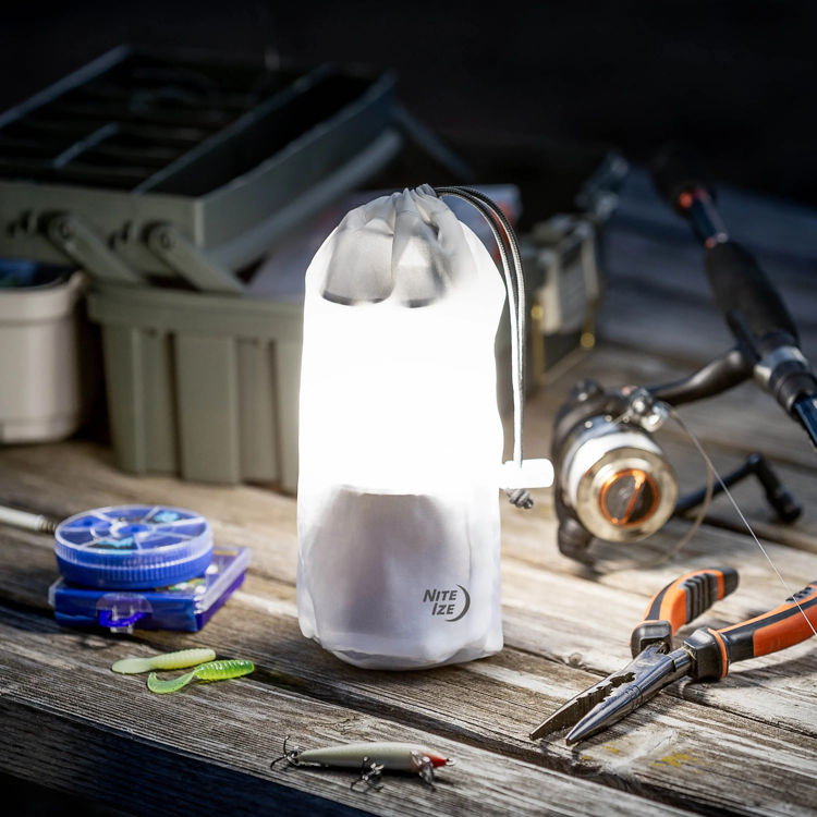 Mynd Nite Ize Radiant® RL3™ PowerSwitch™ endurhlaðanlegur lampi